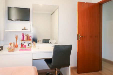 Apartamento à venda com 170m², 4 quartos e 2 vagas Apartamento à venda com 170m², 4 quartos e 2 vagasQuarto 2