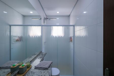 Apartamento à venda com 170m², 4 quartos e 2 vagas Apartamento à venda com 170m², 4 quartos e 2 vagasBanheiro