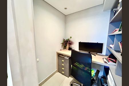 Escritório de apartamento à venda com 2 quartos, 86m² em Jardim Flor da Montanha, Guarulhos
