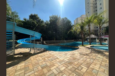 Apartamento à venda com 79m², 2 quartos e 2 vagasÁrea comum - Piscina