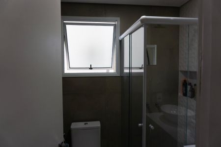 Apartamento à venda com 79m², 2 quartos e 2 vagasBanheiro da Suíte