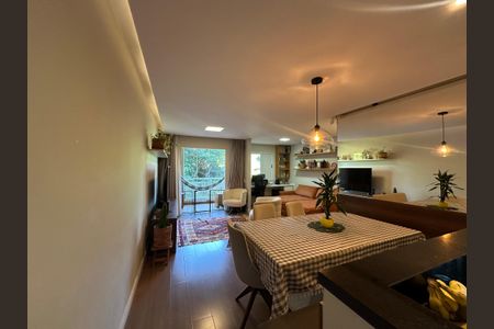 Apartamento à venda com 79m², 2 quartos e 2 vagasSala