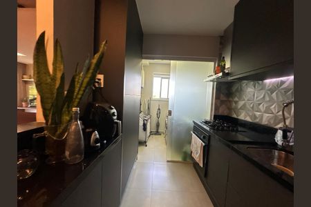Apartamento à venda com 79m², 2 quartos e 2 vagasCozinha