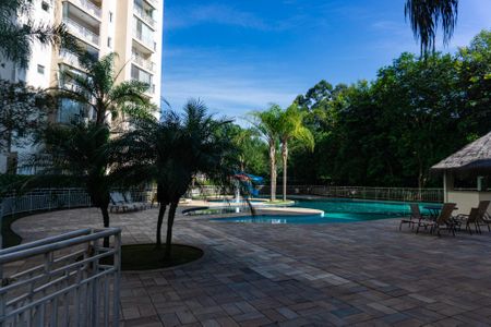 Apartamento à venda com 79m², 2 quartos e 2 vagasÁrea comum - Piscina