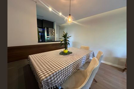 Apartamento à venda com 79m², 2 quartos e 2 vagasSala
