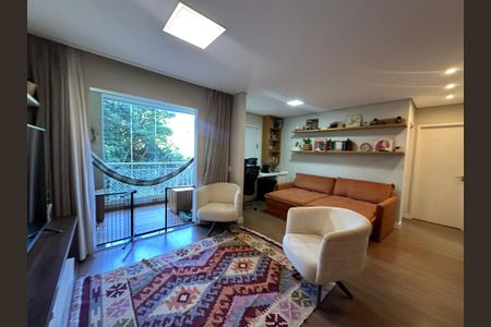 Apartamento à venda com 79m², 2 quartos e 2 vagasSala
