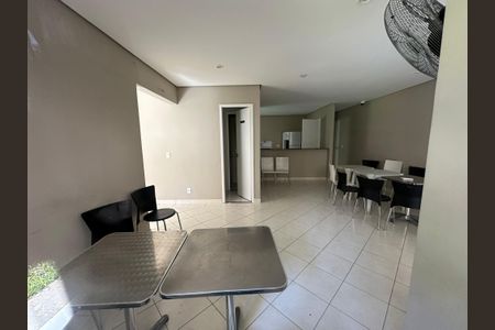Apartamento à venda com 79m², 2 quartos e 2 vagasÁrea comum - Salão de festas