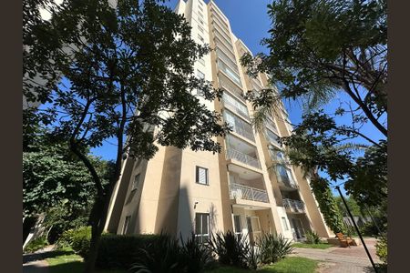 Apartamento à venda com 79m², 2 quartos e 2 vagasFachada