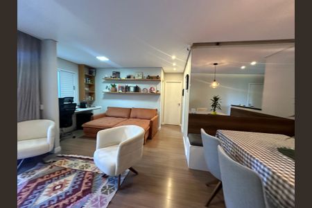 Apartamento à venda com 79m², 2 quartos e 2 vagasSala