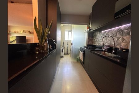 Apartamento à venda com 79m², 2 quartos e 2 vagasCozinha