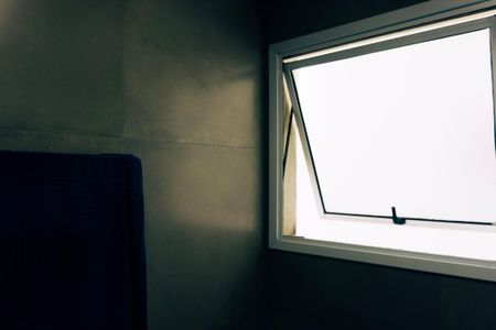 Apartamento à venda com 79m², 2 quartos e 2 vagasBanheiro da Suíte