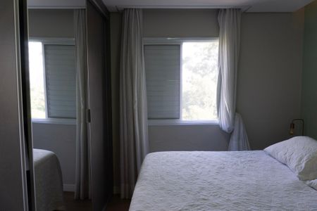 suite1  de apartamento à venda com 2 quartos, 79m² em Jardim Tupanci, Barueri