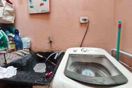 Casa à venda com 90m², 2 quartos e 2 vagas Casa à venda com 90m², 2 quartos e 2 vagasÁrea de Serviço