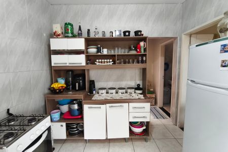 Casa à venda com 90m², 2 quartos e 2 vagas Casa à venda com 90m², 2 quartos e 2 vagasCozinha