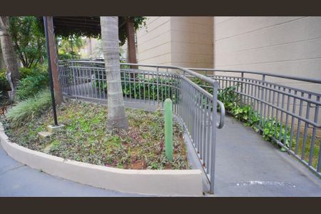 Apartamento à venda com 67m², 3 quartos e 2 vagasRampas de acesso por todo condomínio 