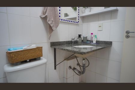 Apartamento à venda com 67m², 3 quartos e 2 vagasBanheiro 2