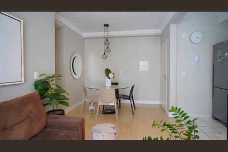 Sala  de apartamento à venda com 3 quartos, 67m² em Tristeza, Porto Alegre