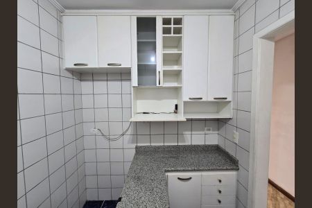 Apartamento para alugar com 75m², 2 quartos e 1 vagaCozinha 