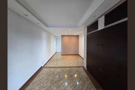 Sala  de apartamento para alugar com 2 quartos, 75m² em Jardim Zaira, Guarulhos