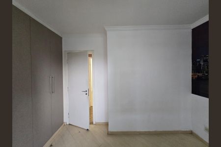 Apartamento para alugar com 75m², 2 quartos e 1 vagaQuarto 01