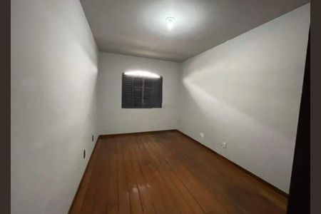 Casa para alugar com 8 quartos, 219m² em Centro, Contagem