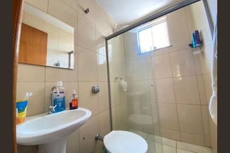 Casa de condomínio para alugar com 79m², 3 quartos e 1 vaga Casa de condomínio para alugar com 79m², 3 quartos e 1 vagaBanheiro