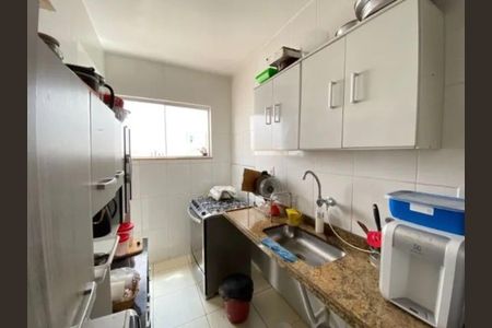 Cozinha de casa de condomínio para alugar com 3 quartos, 79m² em Tanque, Rio de Janeiro