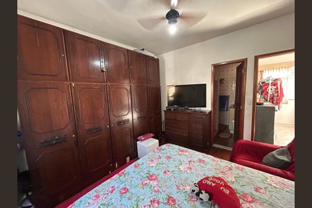 Casa à venda com 195m², 3 quartos e 4 vagasSuíte