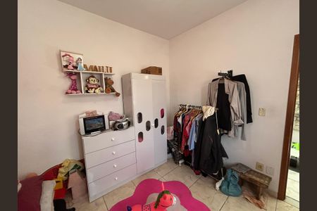 Casa à venda com 195m², 3 quartos e 4 vagasQuarto 2