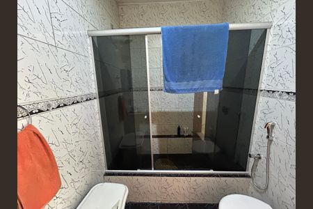 Casa à venda com 195m², 3 quartos e 4 vagasBanheiro 1