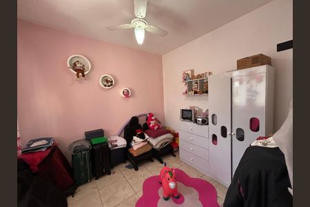 Casa à venda com 195m², 3 quartos e 4 vagasQuarto 2