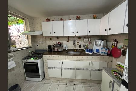 Casa à venda com 195m², 3 quartos e 4 vagasCozinha