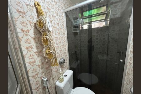 Casa à venda com 195m², 3 quartos e 4 vagasBanheiro 2
