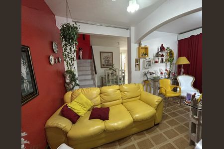Casa à venda com 195m², 3 quartos e 4 vagasSala 1