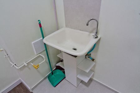 Apartamento para alugar com 34m², 2 quartos e sem vaga Apartamento para alugar com 34m², 2 quartos e sem vagaÁrea de Serviço