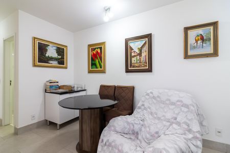 Apartamento à venda com 65m², 2 quartos e 1 vagaSala de Jantar