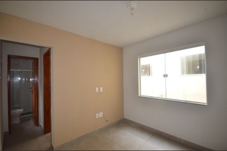 Sala de apartamento para alugar com 1 quarto, 30m² em Madureira, Rio de Janeiro