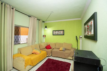 Casa para alugar com 930m², 5 quartos e 2 vagasSala