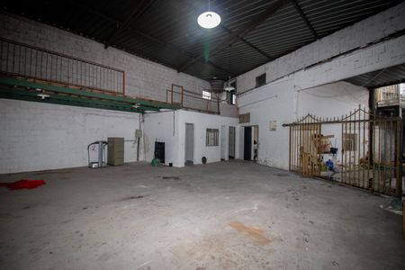 Casa para alugar com 930m², 5 quartos e 2 vagasGalpão 2