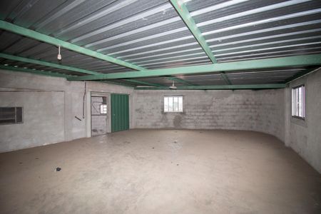 Casa para alugar com 930m², 5 quartos e 2 vagasGalpão 1