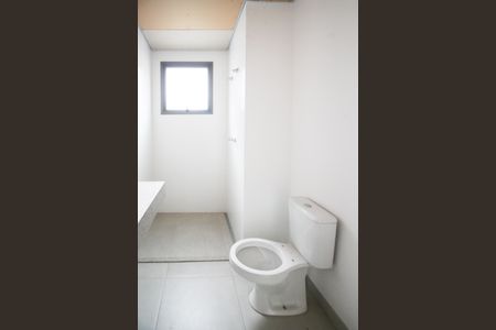 Apartamento à venda com 168m², 3 quartos e 3 vagasBanheiro da Suíte 1