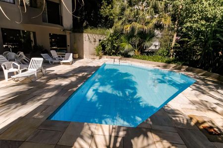 Apartamento à venda com 75m², 2 quartos e 1 vagaÁrea comum - Piscina