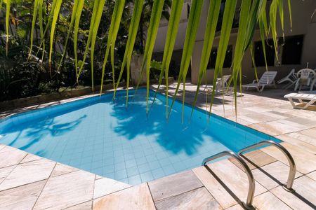 Apartamento à venda com 75m², 2 quartos e 1 vagaÁrea comum - Piscina