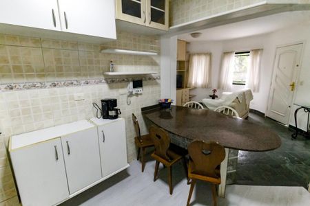 Apartamento à venda com 75m², 2 quartos e 1 vagaCozinha - Armários