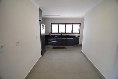 Apartamento à venda com 240m², 3 quartos e 2 vagasCozinha