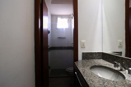 Apartamento para alugar com 100m², 3 quartos e 2 vagasBanheiro