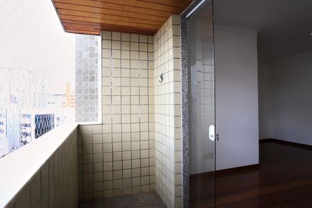 Apartamento para alugar com 100m², 3 quartos e 2 vagasVaranda da Sala