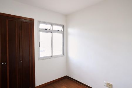 Apartamento para alugar com 100m², 3 quartos e 2 vagasQuarto