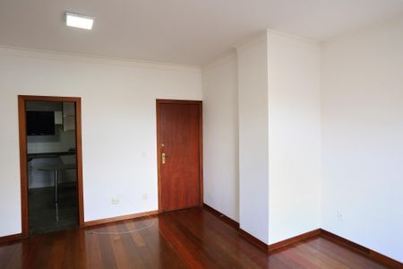 Apartamento para alugar com 100m², 3 quartos e 2 vagasSala