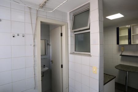 Apartamento para alugar com 100m², 3 quartos e 2 vagasÁrea de Serviço